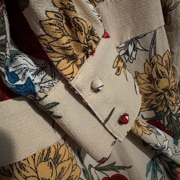 Promesa Floral Long Sleeve Wrap Dress - Picture 7 of 11